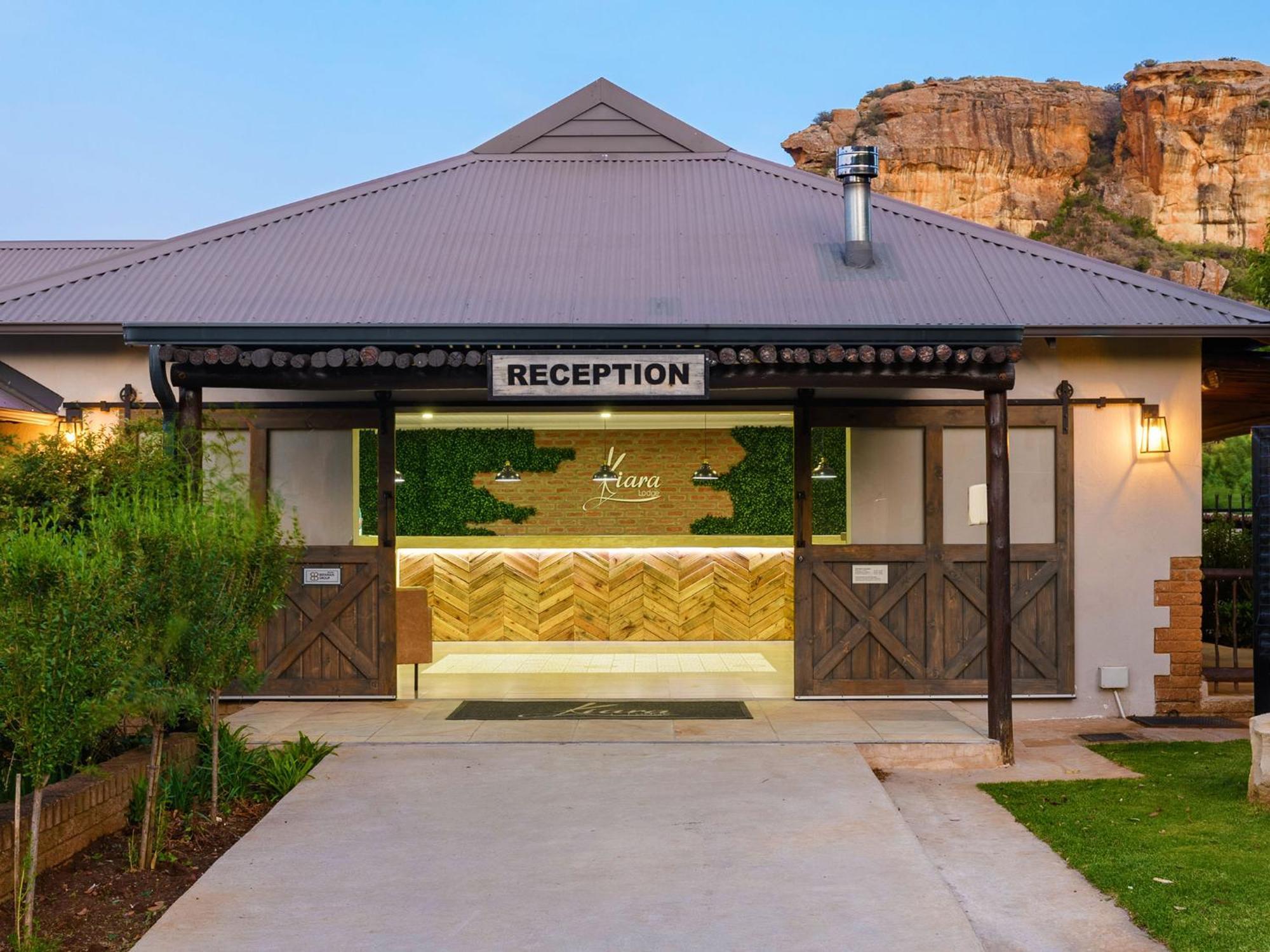 Kiara Lodge Clarens Esterno foto